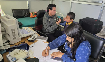 दोलखाको आलम्पुमा विद्यार्थीहरूको एकीकृत स्वास्थ्य परीक्षण: १५५ जना लाभान्वित