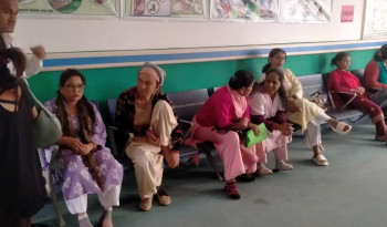 बीपी क्यान्सर अस्पतालबाट गएका टोलीले दिए सुर्खेतमा सेवा