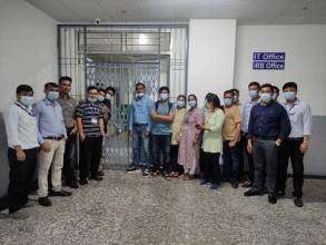 न्याम्सका पदाधिकारीको कार्यकक्षमा ताला