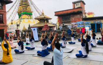 अन्तर्राष्ट्रिय योग  दिवसको अवसरमा विभिन्न कार्यक्रम गर्दै आर्ट अफ लिभिङ 